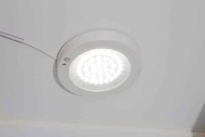 LED-lampe m/bevegelsessensor TL, TC og EC aggregater